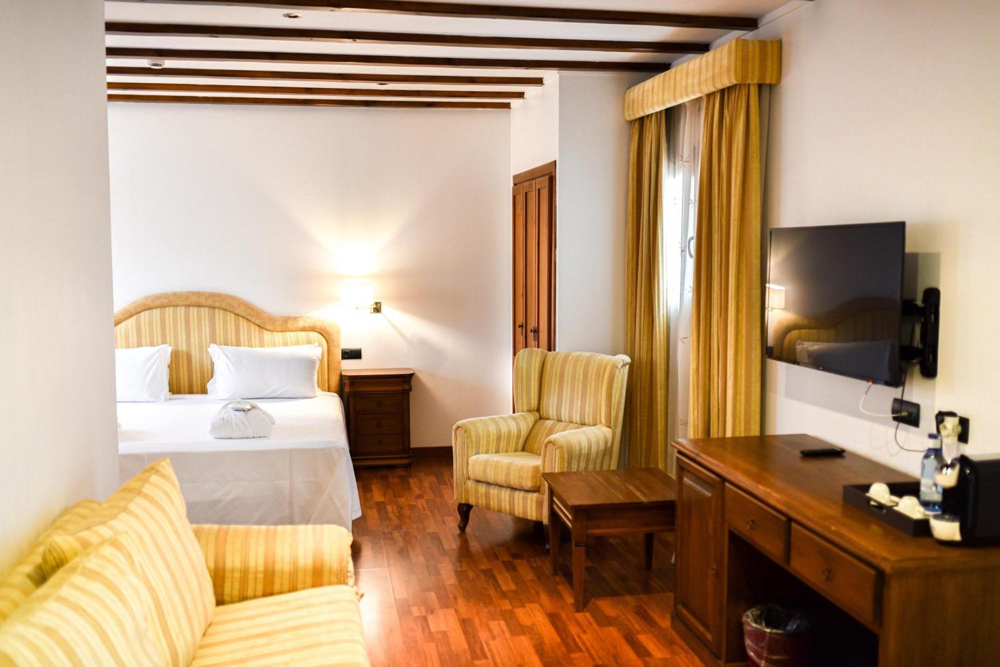 Alegria Bodega Real Hotell El Puerto de Santa María Exteriör bild