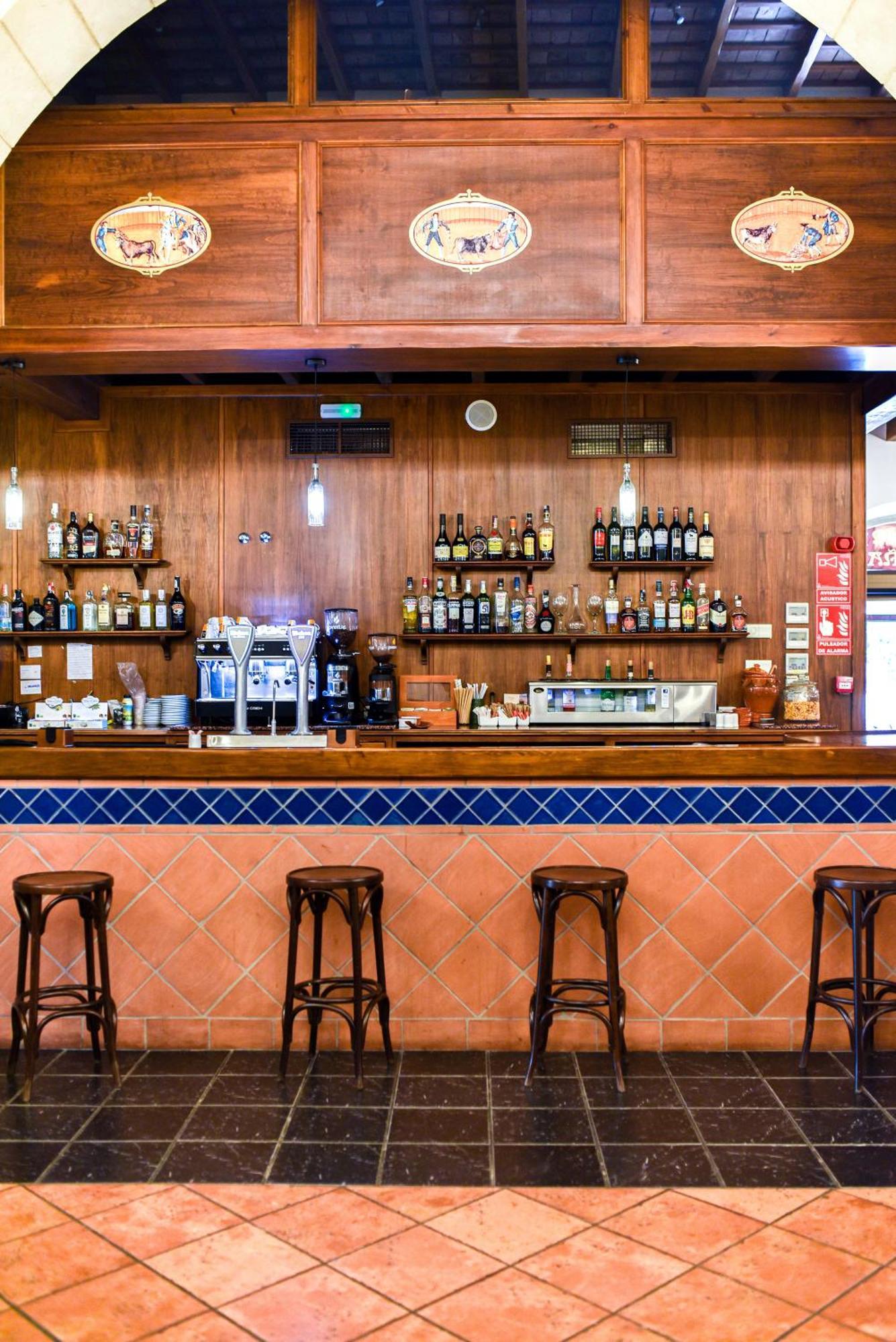 Alegria Bodega Real Hotell El Puerto de Santa María Exteriör bild